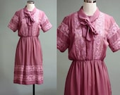 70s S/M Mauve Floral Eyelet DRESS