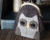 Primitive Owl Wool Applique Coin Purse