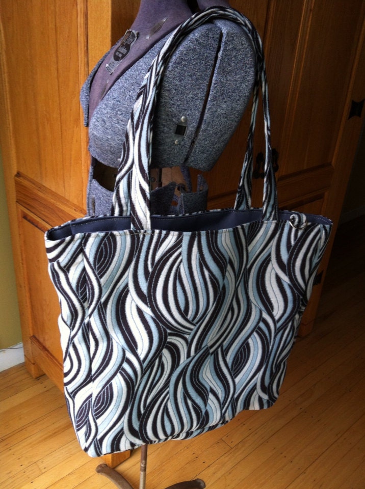 Mackerilla Xtra Large Tote