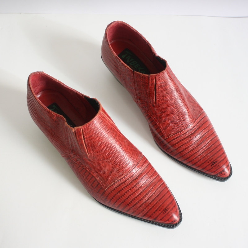 size 8.5 reptile skin pattern red winklepicker ankle boots