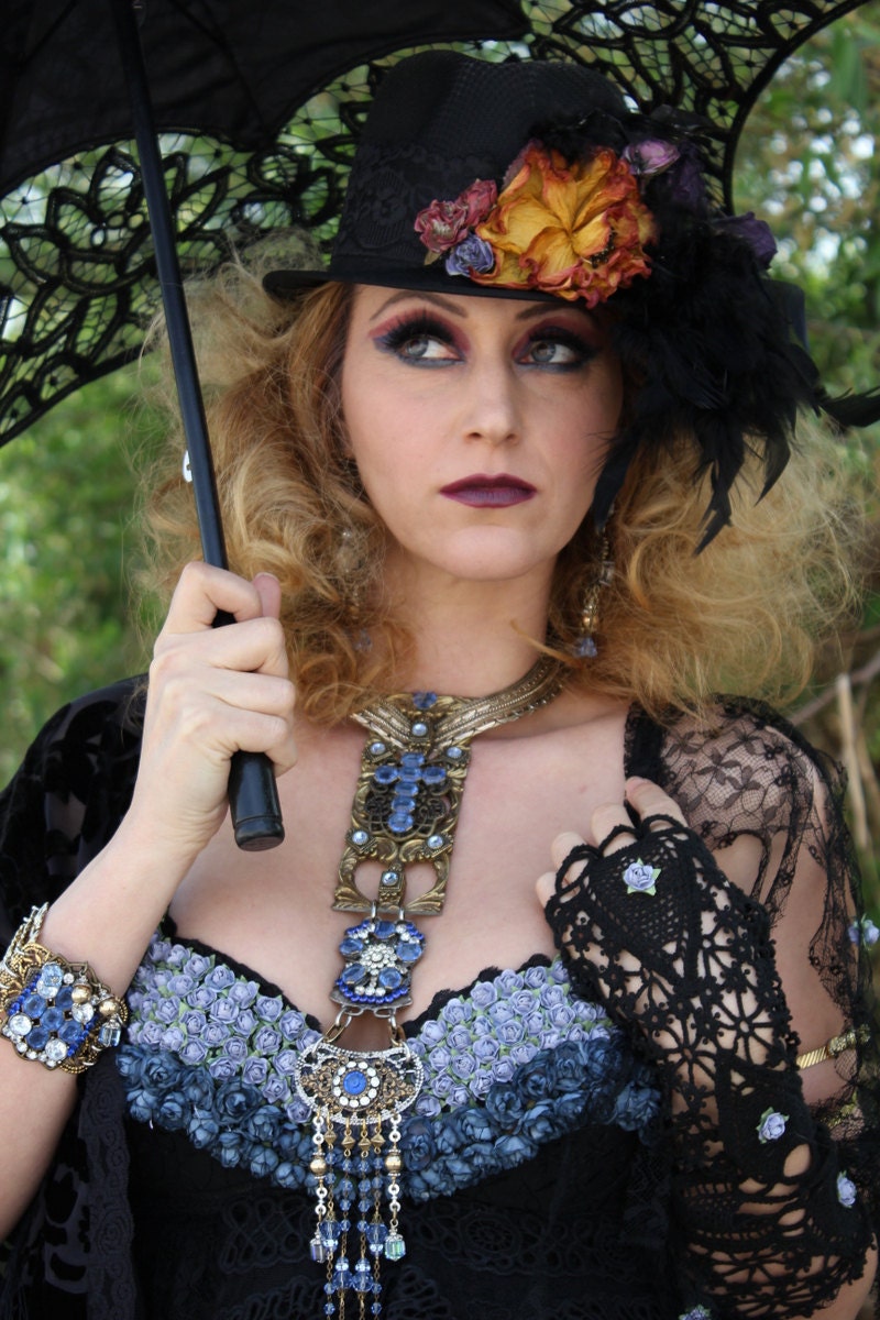 Stunning Royal Blues GYPSY QUEENS Escutcheon Long drop Cross necklace Jewelry suite OOAK