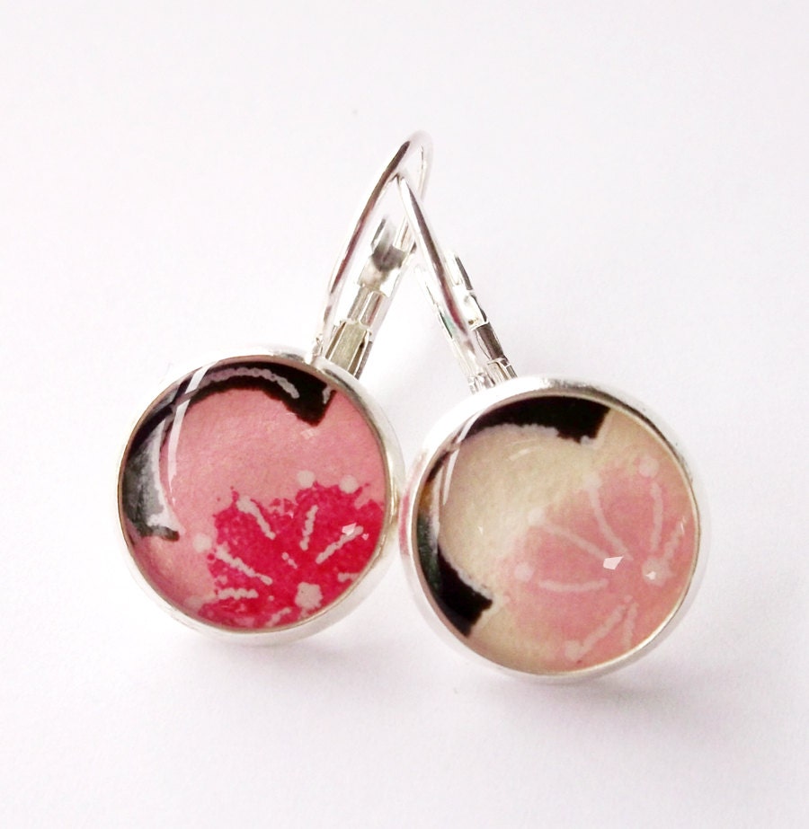 Pink Sakura Japanese Leverback Earrings Chiyogami Washi - Sakura on Chocolate