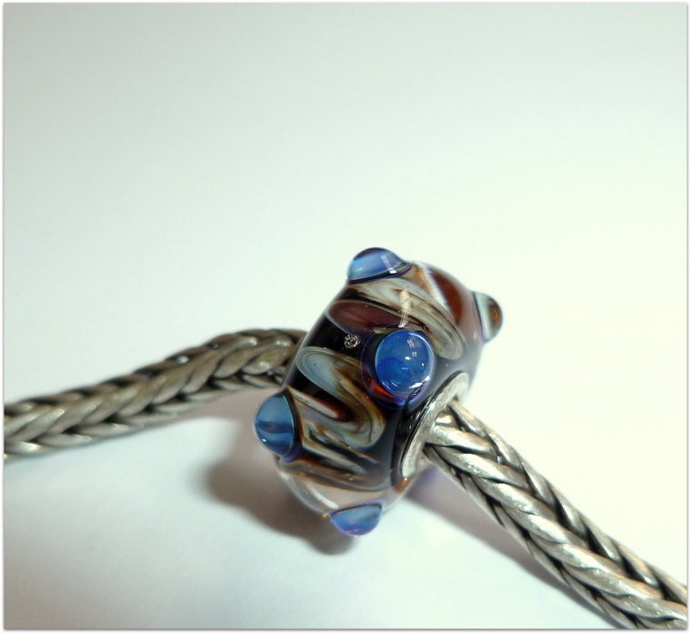Luccicare Lampwork Bead - Shiny Buds on Sand -  Lined with Sterling Silver
