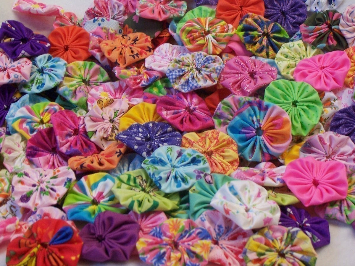 Fabric Flowers Hair Clip 40 Bobby Pin Barrette Rainbow Card Making Scrapbook YoYo Quilt Headband Embellishment