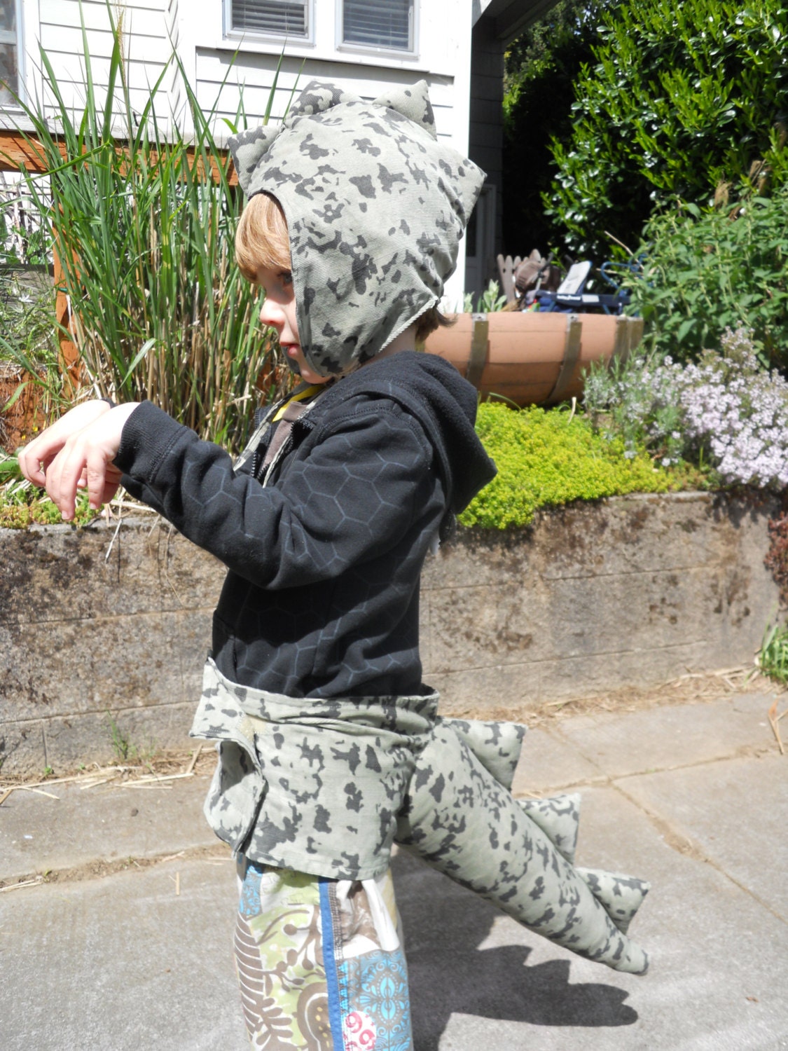 Childrens Green Camouflage Dinosaur/Dragon Tail and Hat set