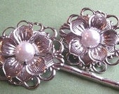 Wedding Hair Pins, Bridal Accessory, Vintage Style, Silver Flower, Pearl, Hair Pin Set