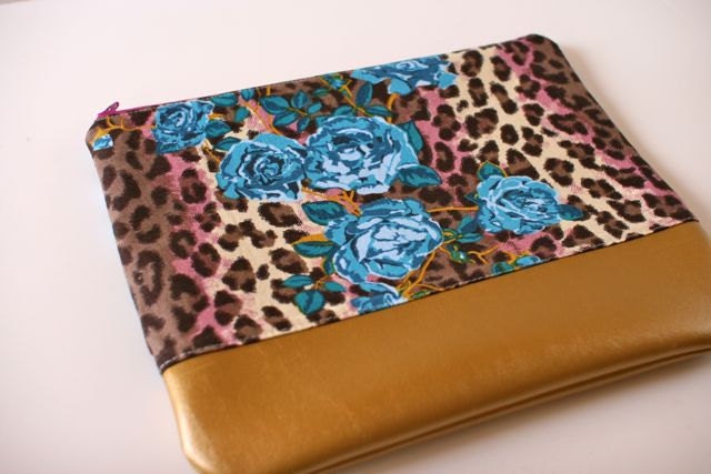 Vinyl Trimmed Clutch