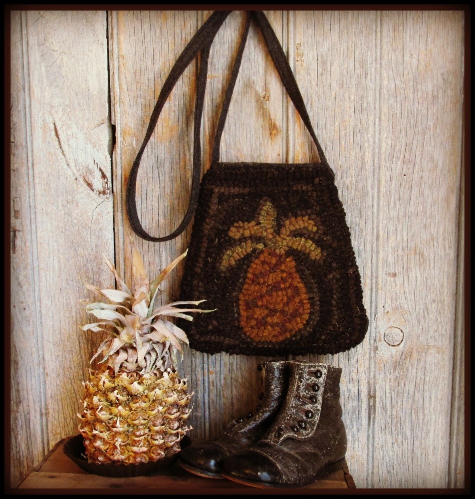 E Pattern Primitive Hooked Pineapple Bag PDF Instant Download