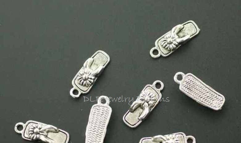 10pcs 19mm x 12mm Silvertone Flip Flop Sandal Shoe Charms