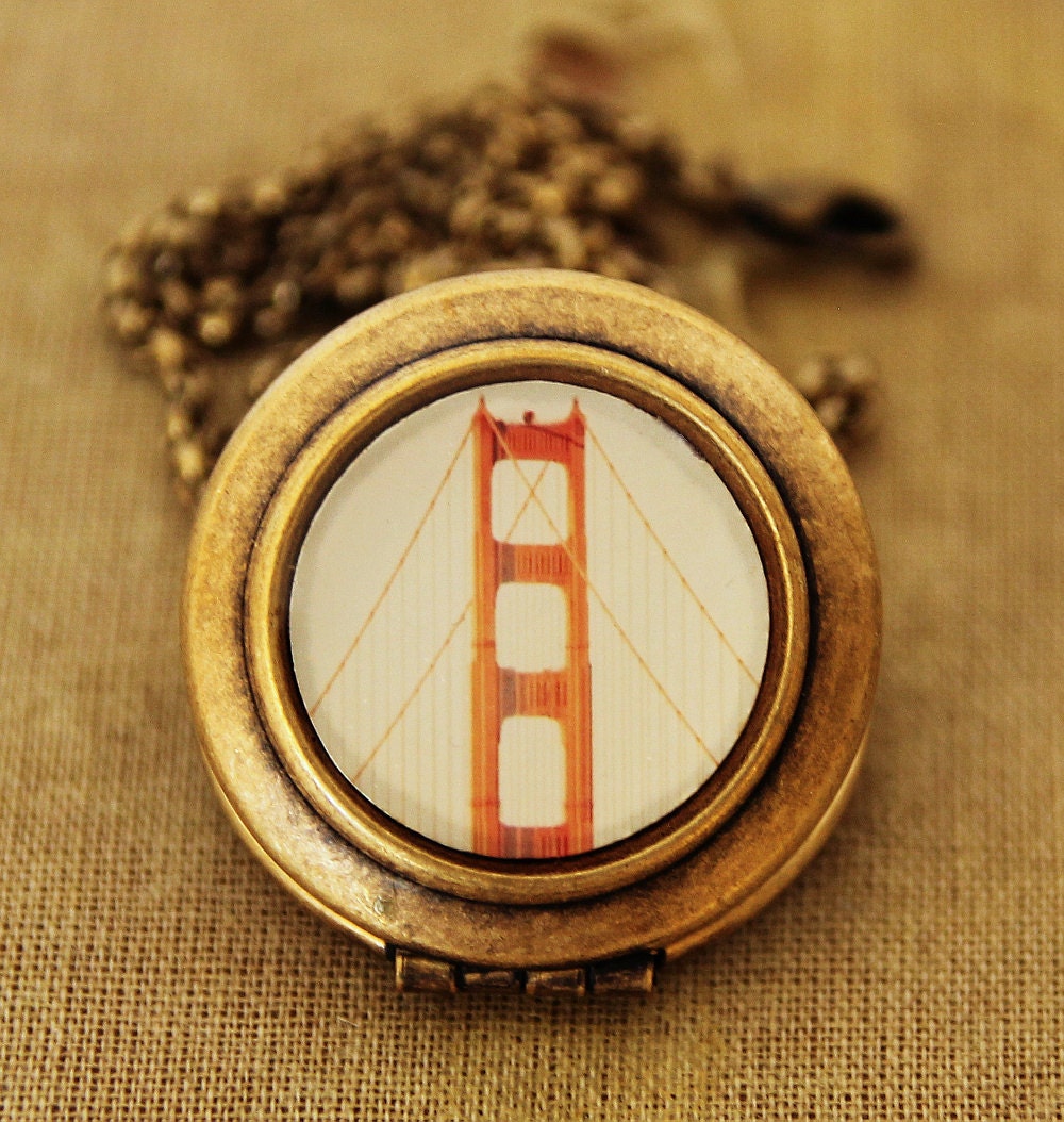 Tower - Photo Locket Necklace - San Francisco Golden Gate Bridge
