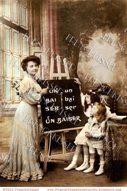 Instant Download French KISS Teacher Blackboard Easel Postcard DIGITAL scan Graduation Card Idea