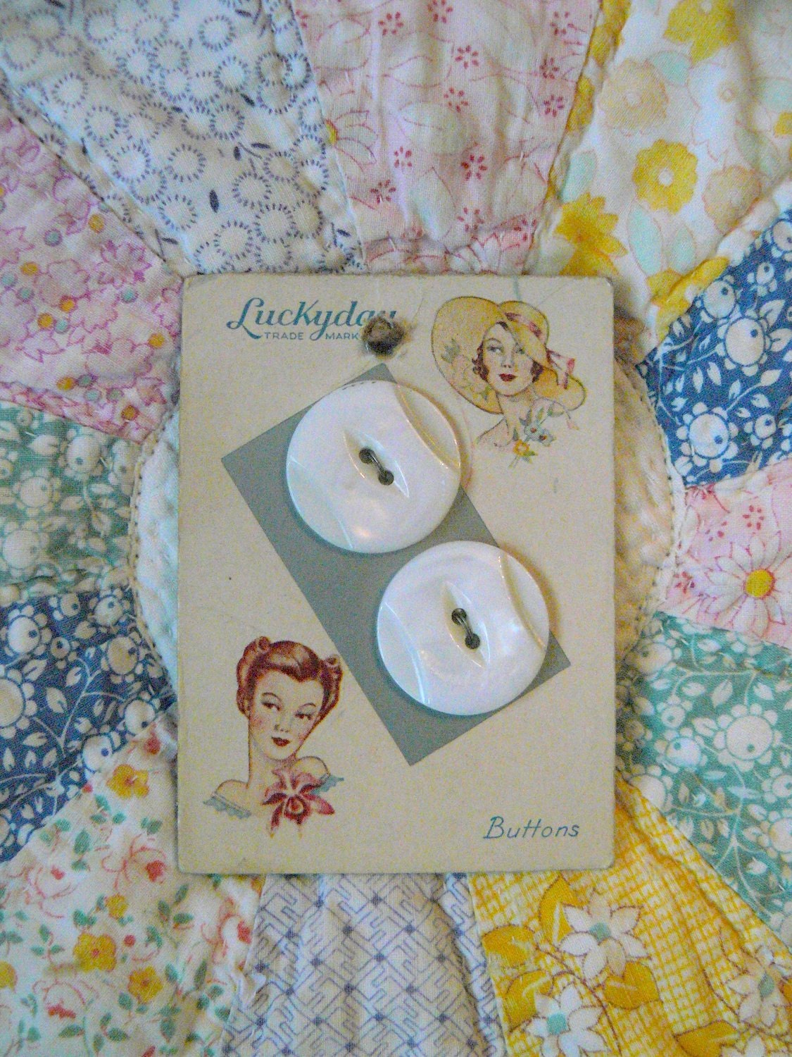 Vintage Button Card with 2 large White Shell Buttons- great vintage images