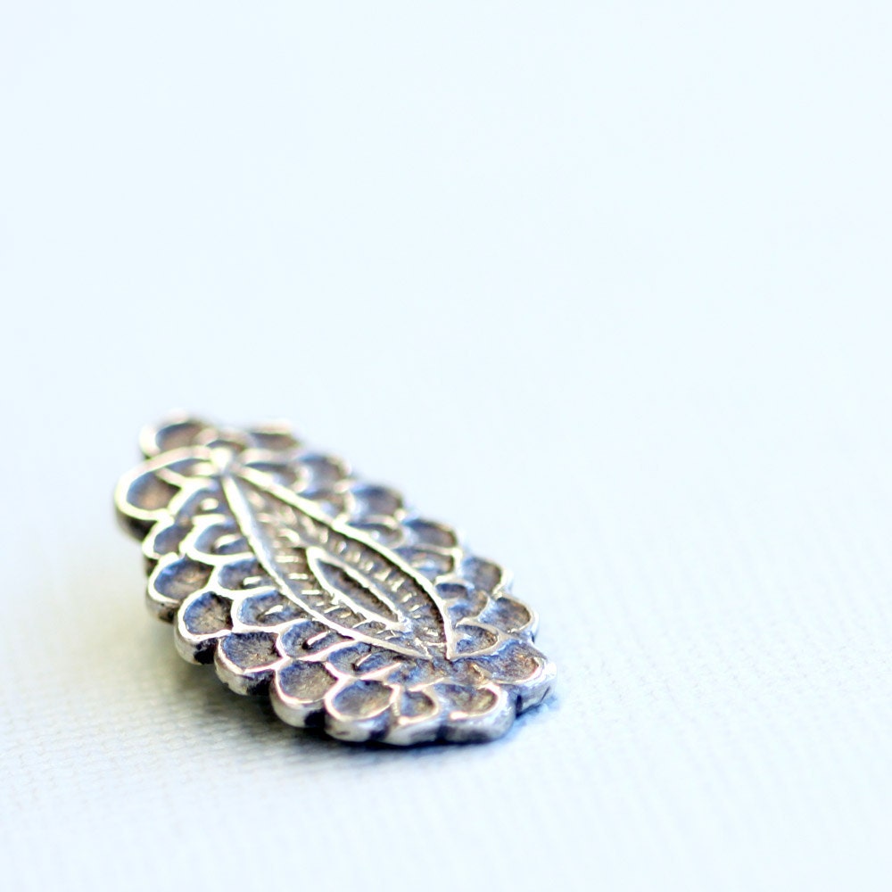 silver zen pendant, patterned fine silver jewellery, ayania
