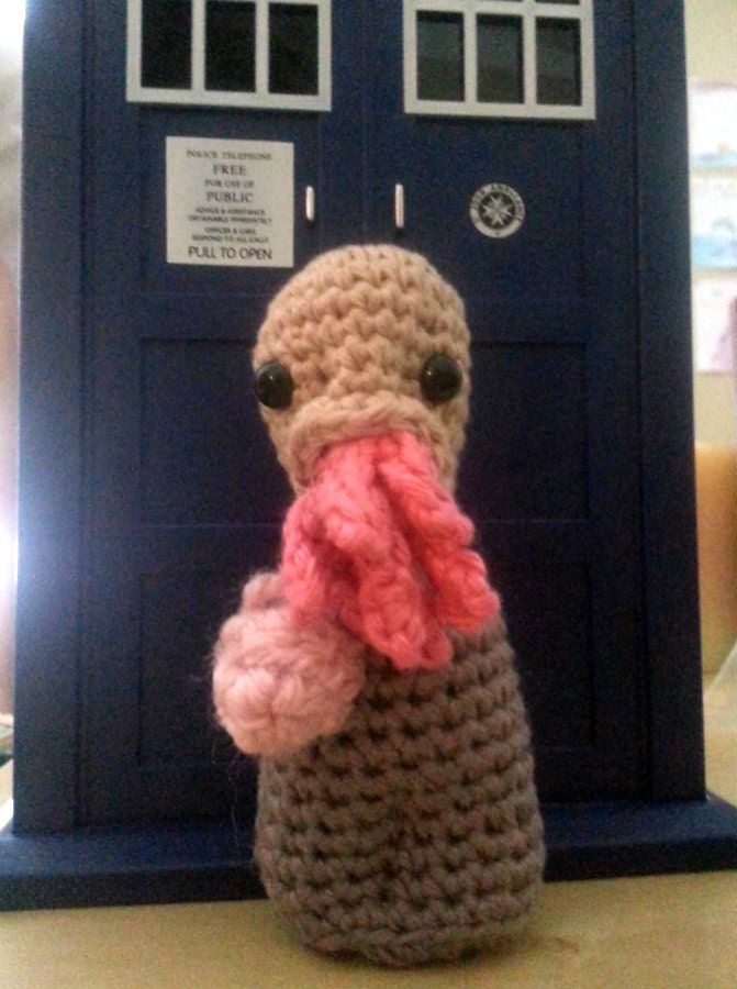 Ood Amigurumi. Doctor Who crochet fan art. Custom made.