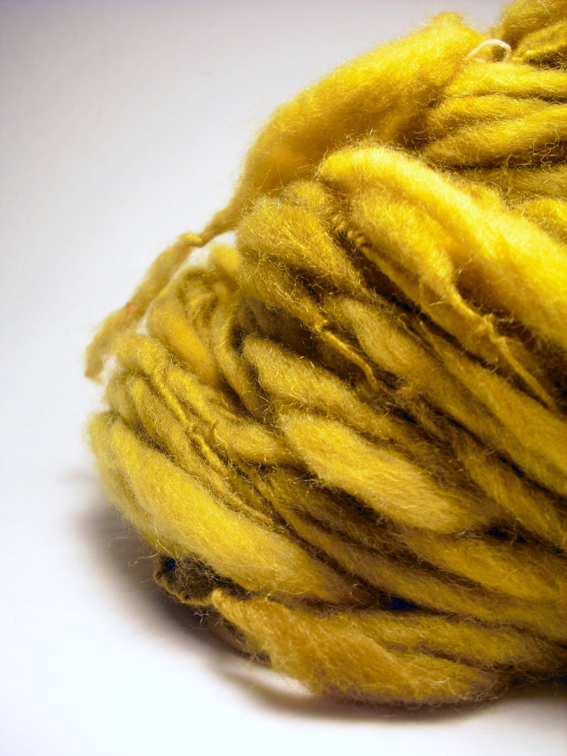 Eurythmic nO 1 single thick and thin designer handspun yarn