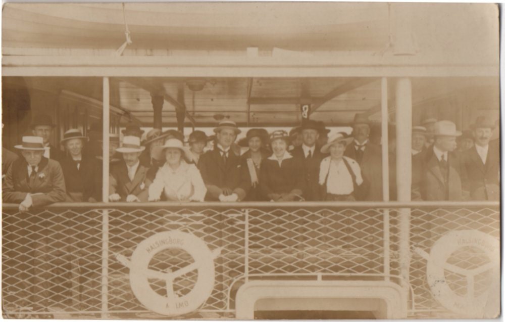 Vintage 1920's CRUISE SHIP PHOTO - Men and Woman in Victorian Fashion aboard the Halsingborg - super vintage fashion shot