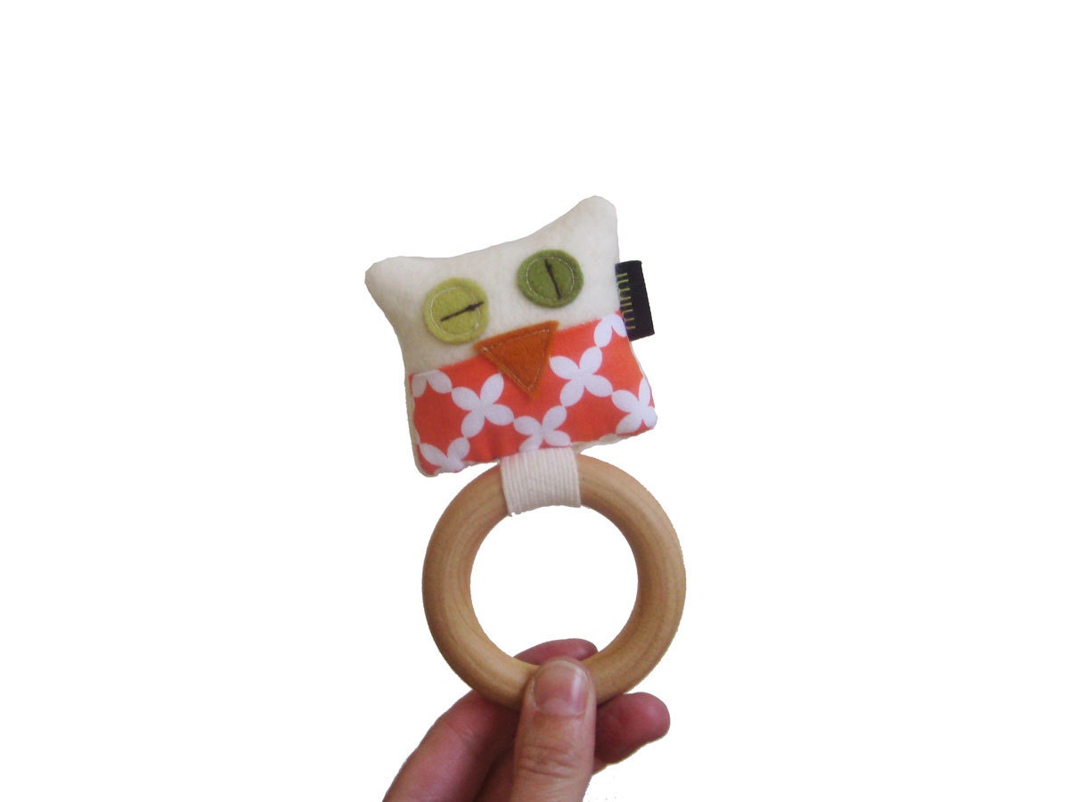 Owl baby- rattle/teething ring