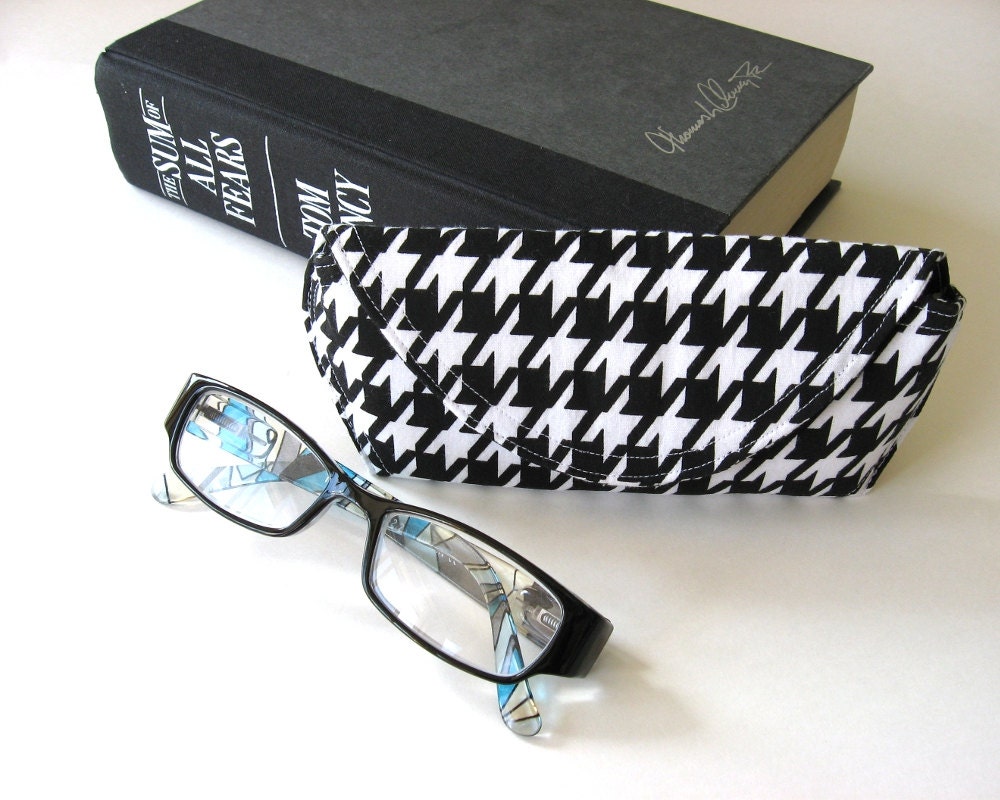 Houndstooth Reading Glasses Case Ready to Ship