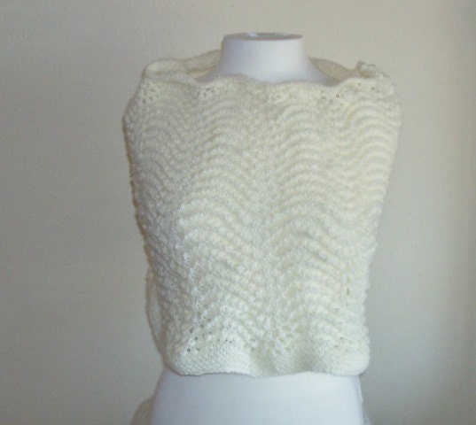 Lady's Cream Colored Spring & Summer Sweater Cozy