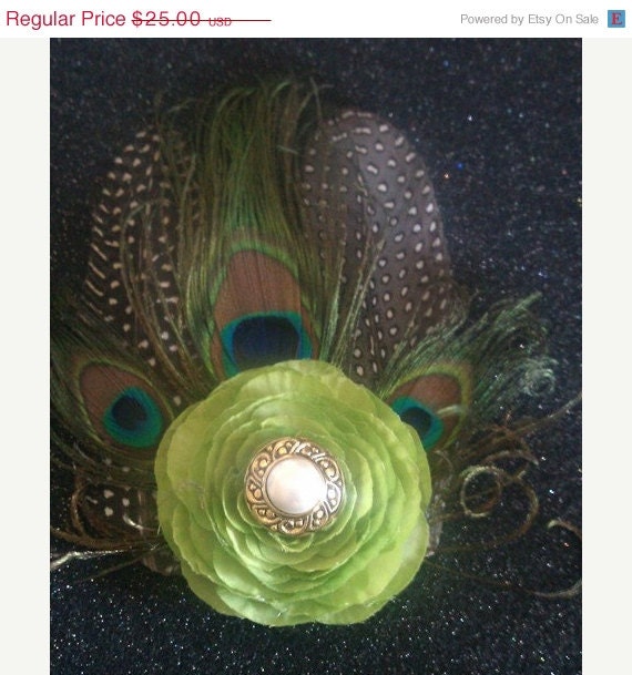 ON SALE Peacock,Peacock fascinator, OOAK, Peacock feather, Wedding fascinator, Bridal, Halloween, Green, green fascinator
