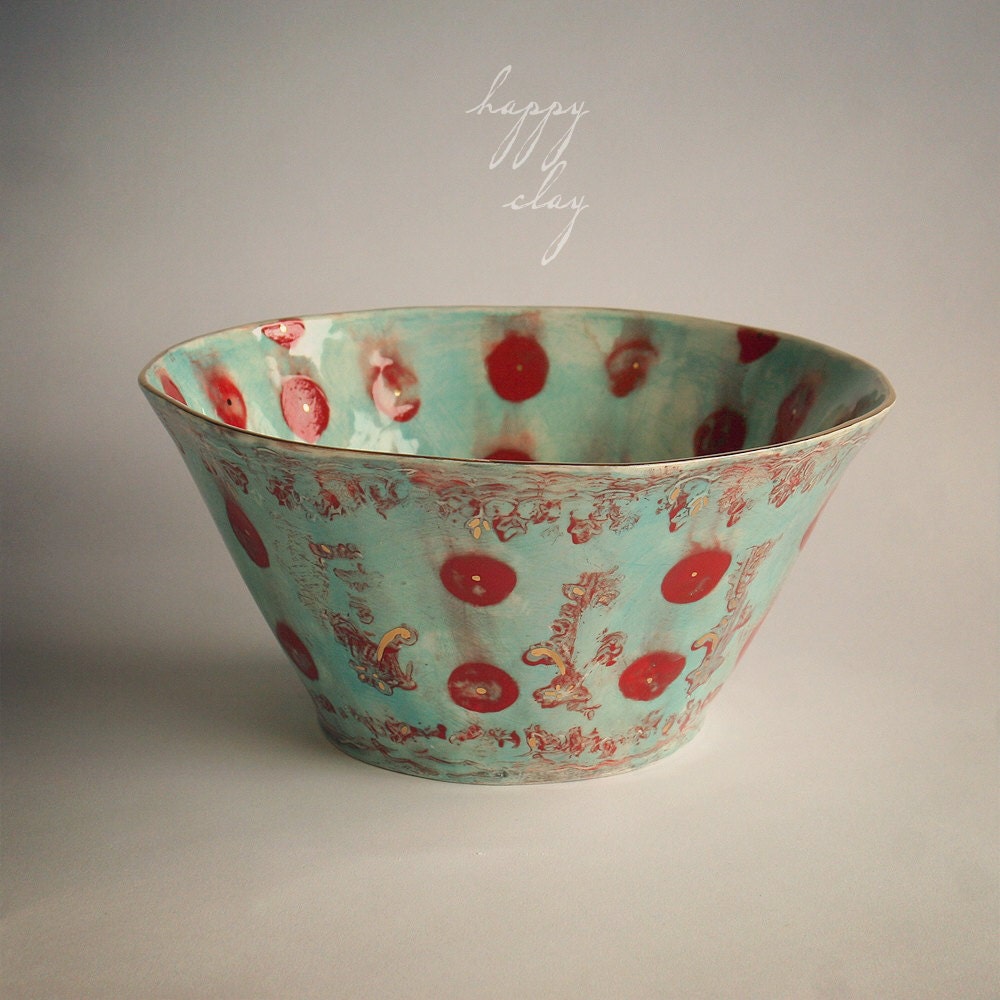 Large Ceramic Serving Bowl in Gypsy Queen