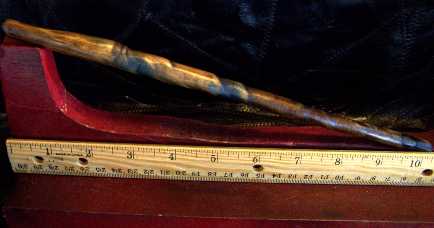 Ultra Slim Water Salamander Wand  10 3/8 inches Solid Wood