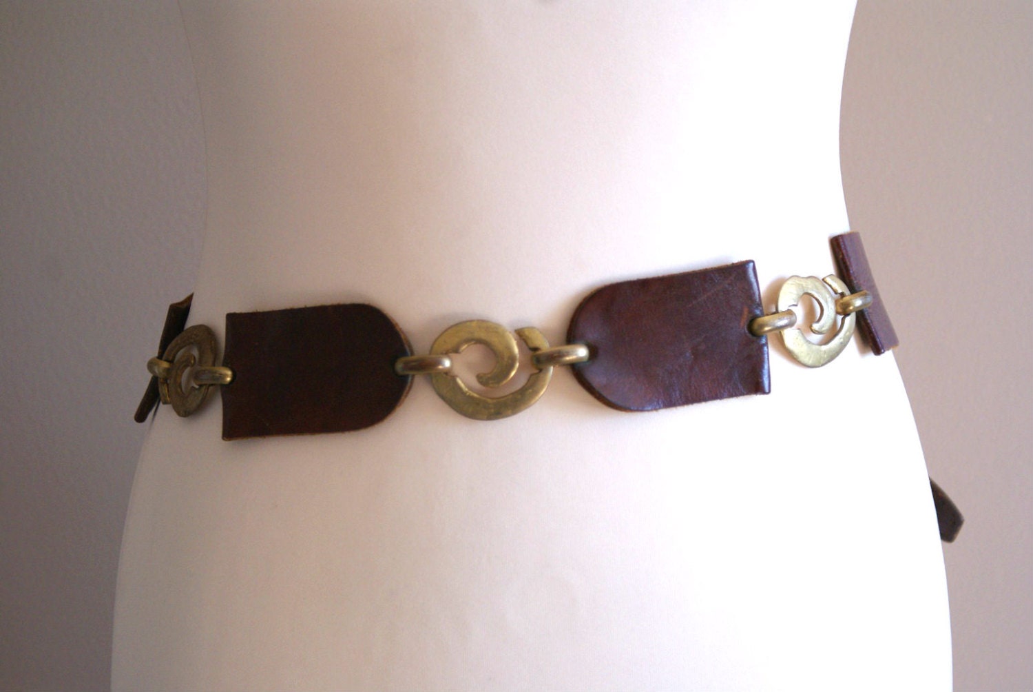 Unique Leather and Metal Swirl Belt