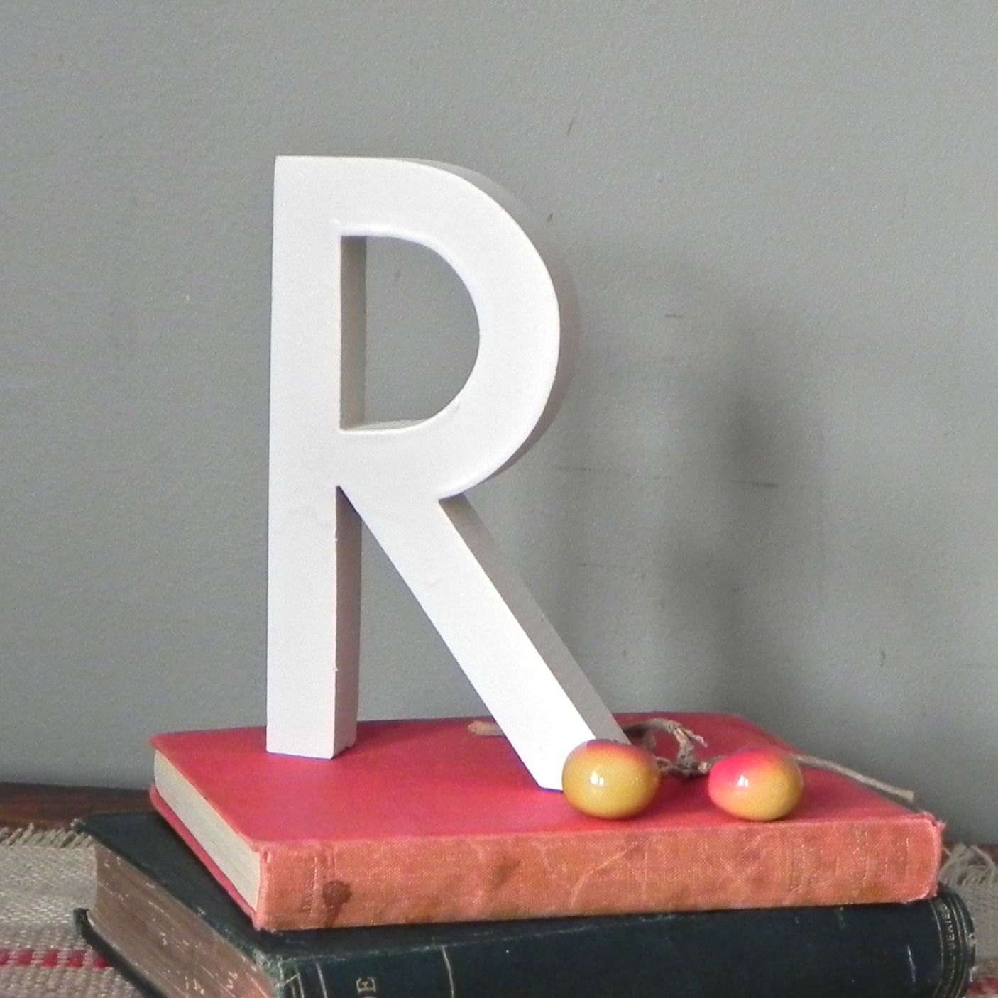 Vintage wooden letter R - typography signage graphic rustic - white shabby chic