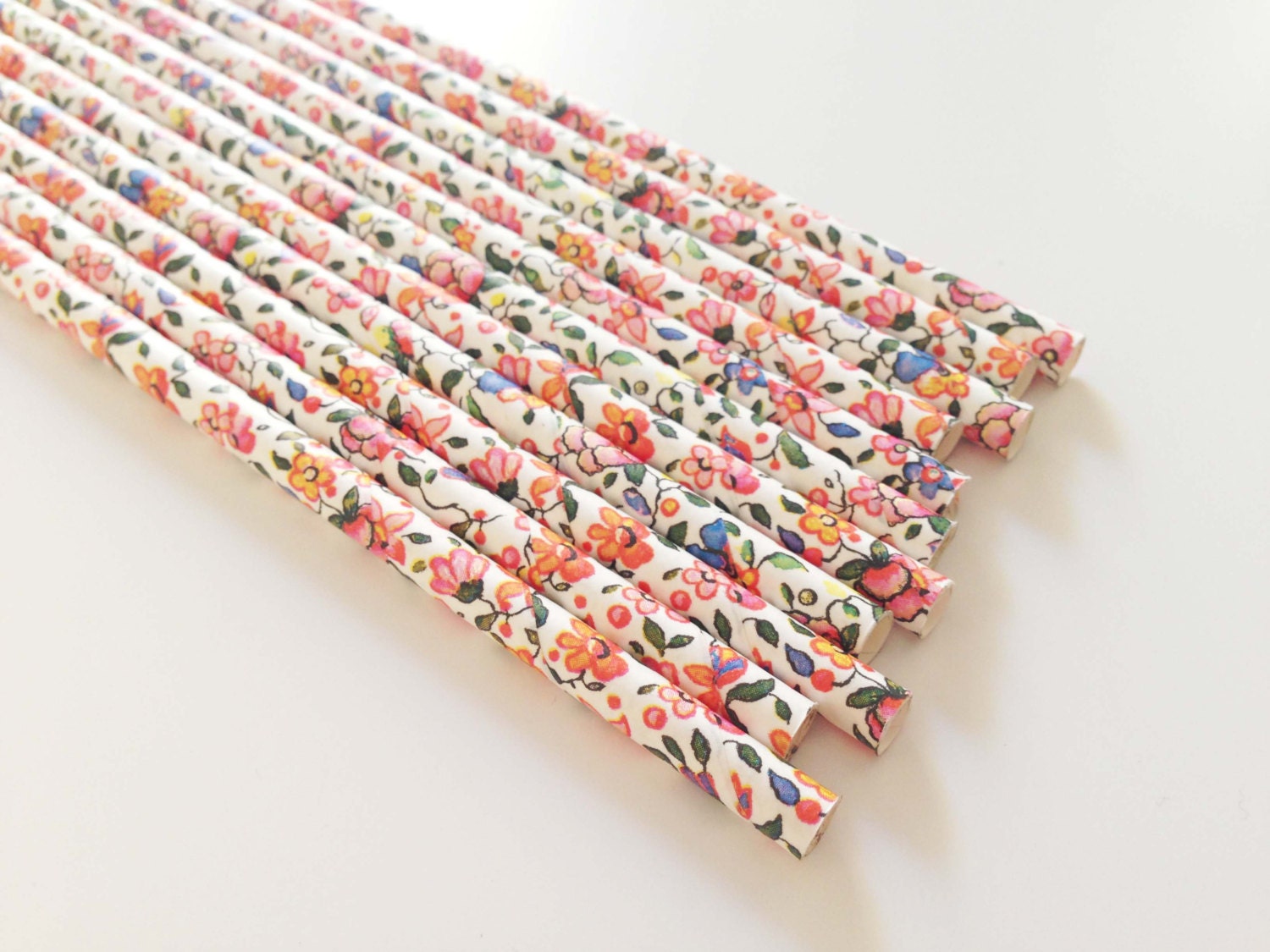 50 Vintage Garden Flower Floral Paper Straws - Parties, weddings, graduations