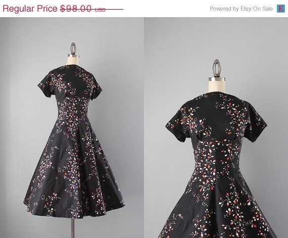 Storewide Sale 50s Dress / Vintage 1950s Black Floral Dress / Fifties Cotton Day Dress