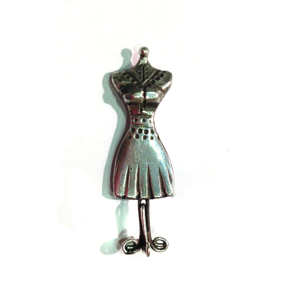 Fitting Dummy Mannequin Brooch