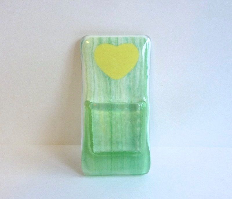 Green and Yellow Glass Pocket Magnetic Vase