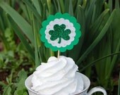 St Patricks Day Clover Scalloped Circle Cupcake Toppers or Tags Set of 12 Il_170x135
