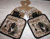 Kitchen Set 2 hanging towels & 2 pot holder, Coffee Pot and tea Pot, tan top