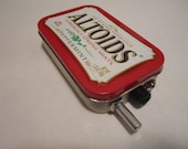 Portable Mint Tin Guitar Amp, Headphone Amp, MP3 Amp w/ Speaker, Volume Control, & 10X Gain (Peppermint Altoids)