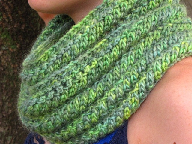 Seaglass Cowl Pattern, pdf