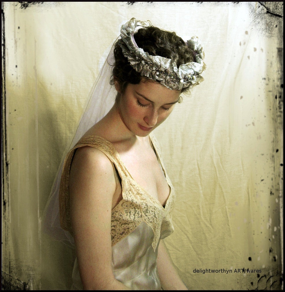 Bridal Circlet Wreath w/Veil