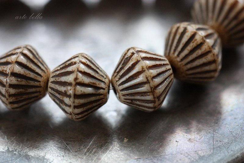 CHOCOLATE CREAM .. NEW Picasso Czech Bicone Beads (3413-10)