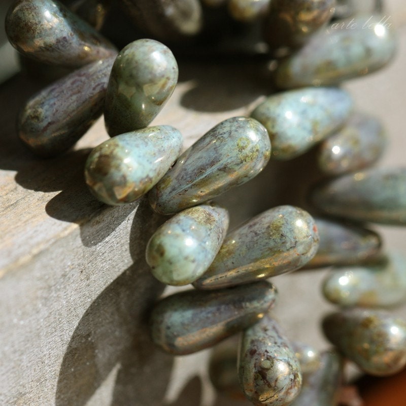 LUMINOUS DROPS .. NEW Picasso Czech Glass Drop Beads (3405-st)