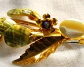 Dainty Gold Tone Pin Brooch Vintage, Three Green Shells, Semi Precious Stone, Centered Around One Rhinestone, Very Lovely, Shipping Included