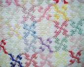 Vintage Drunkards Path Quilt Wanderer in the Wilderness or Mill Wheel