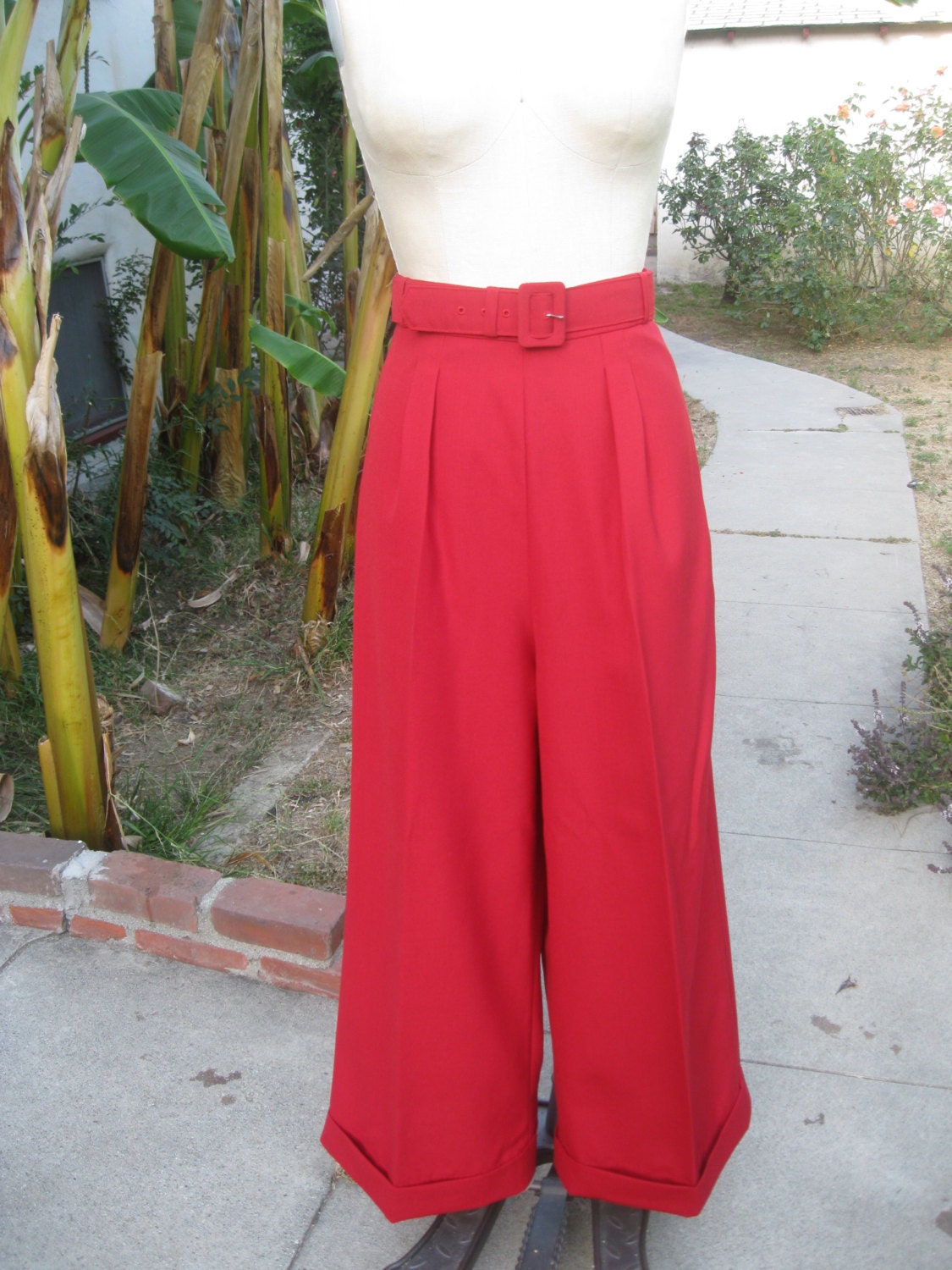 1940s style glorious red wool rayon gabardine very wide leg pants w belt 32 waist
