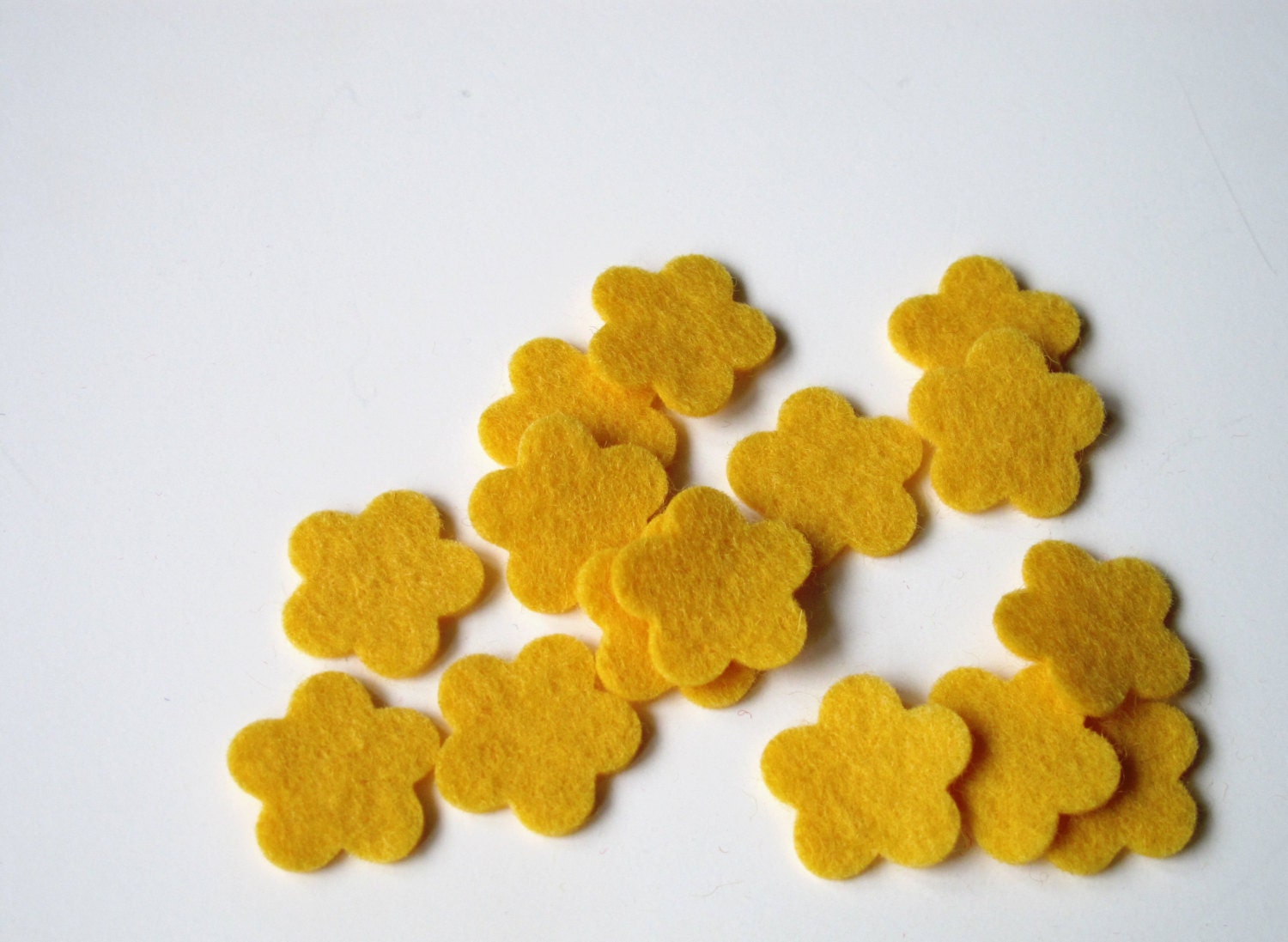 Flower Die Cuts  100% Wool Felt Tiny Blossoms Set of 15  Appliques Sewing Crafting Scrapbooking Confetti Party Supply Wedding Shower DIY