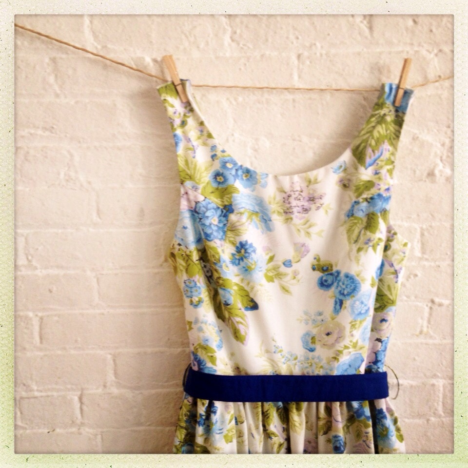 Lilac blue on white...tea dress