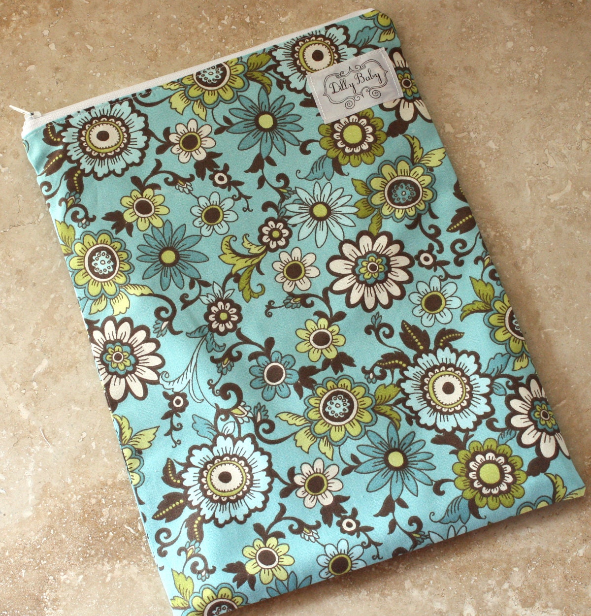 NEW - Wet Bag - happened - XL Reusable Bag - Food, Wet Clothes, Diapers, Produce - GREAT Gift - Vera