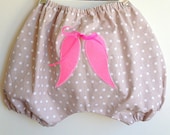 Bloomers French Style / Girls Shorts / Diaper Cover for toddlers / Girls - Little Angel Wings on back - Sizes available from 1T to 6Y