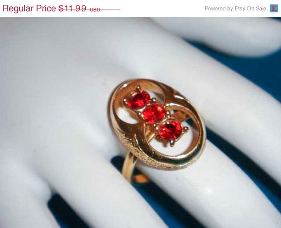 Summer Sale Vintage Adjustable Gold and ruby ring