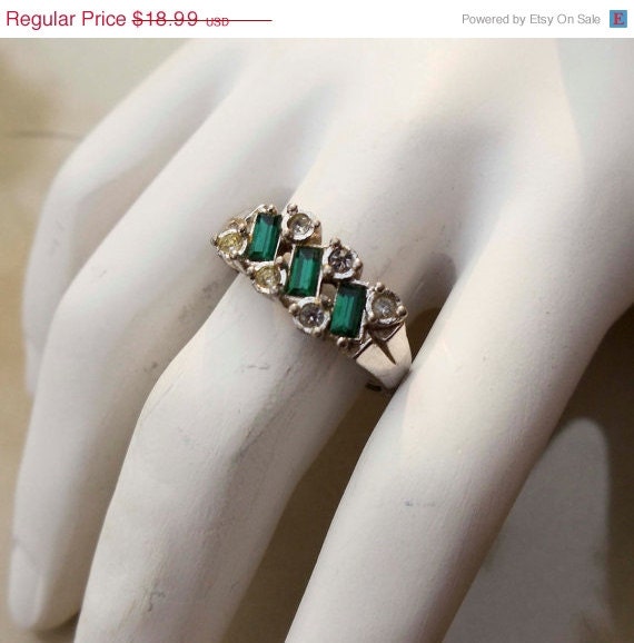 Summer Sale Vintage Silver Emerald Avon Ring