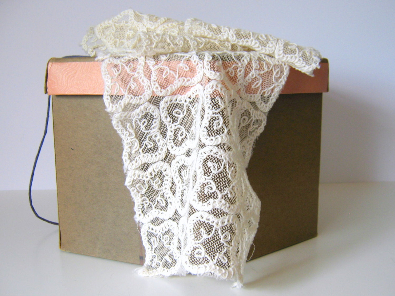 Vintage Ecru Lace for Repurposing