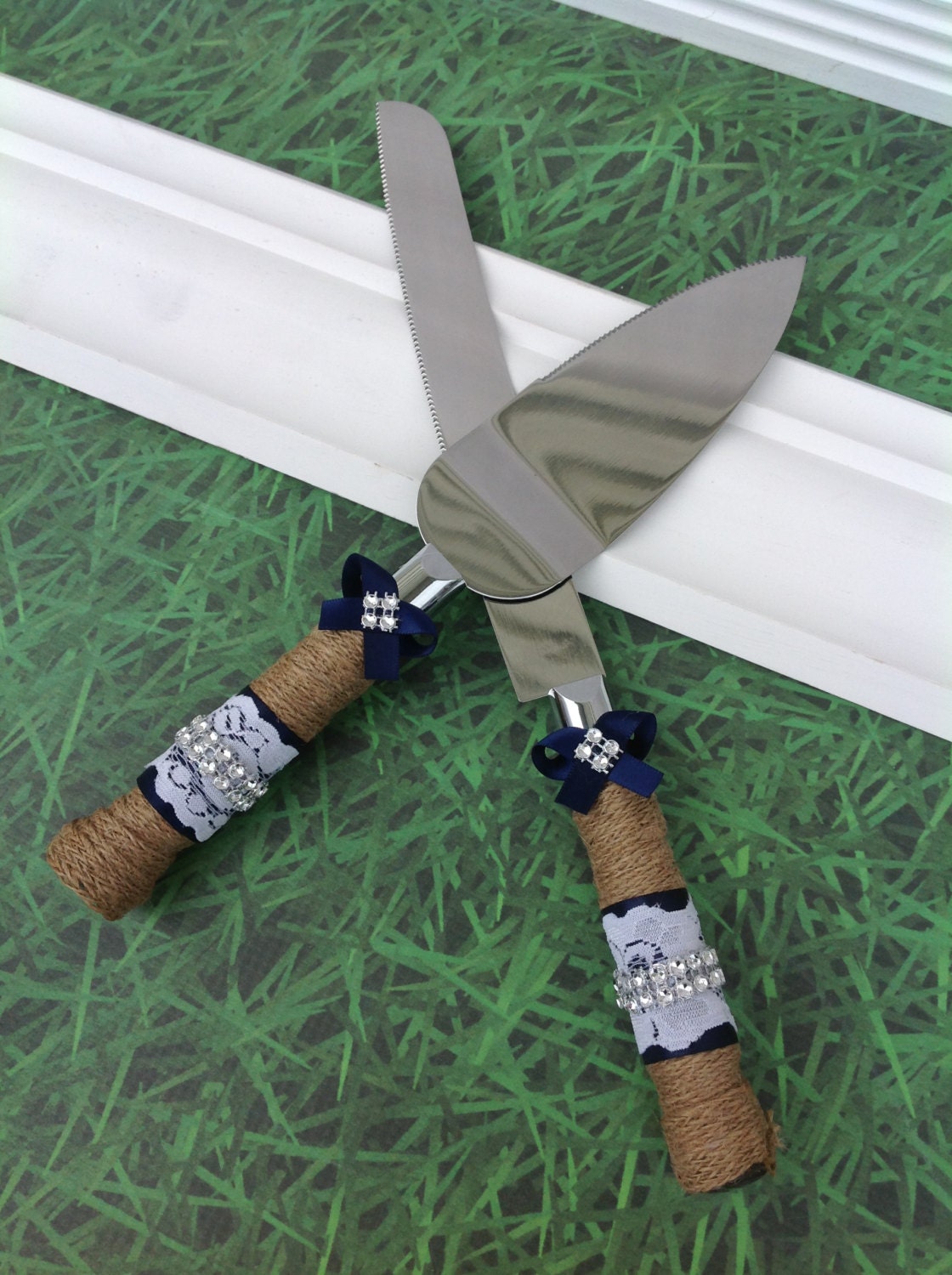 Wedding cake knife set / burlap knife set / cake cutting set / rustic wedding / vintage lace wedding 